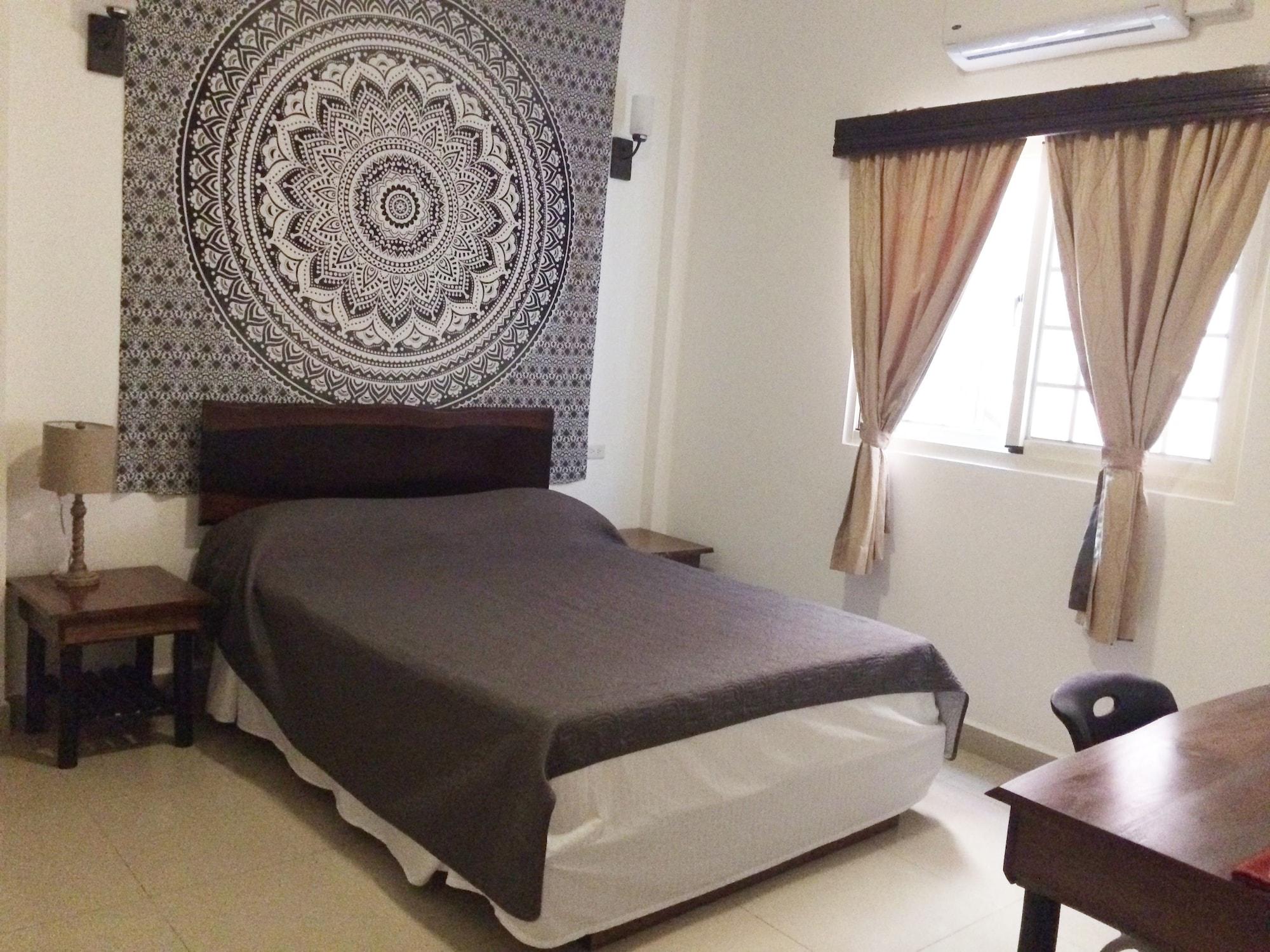Easy Inn Hotel Belize City Esterno foto