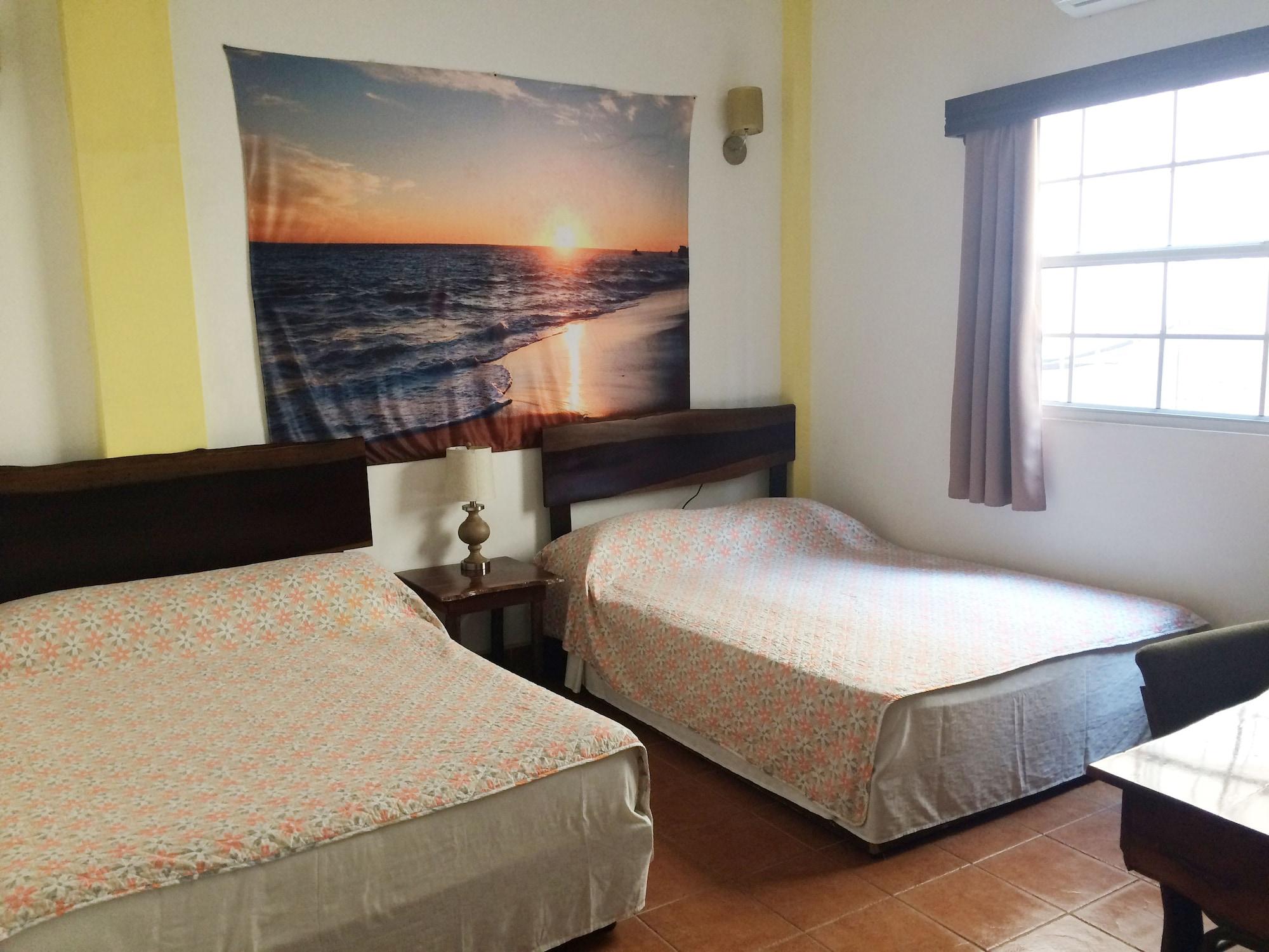 Easy Inn Hotel Belize City Esterno foto