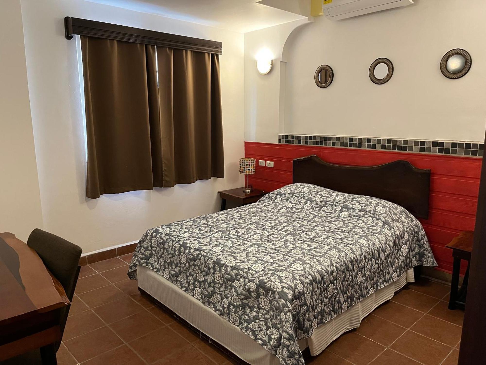 Easy Inn Hotel Belize City Esterno foto