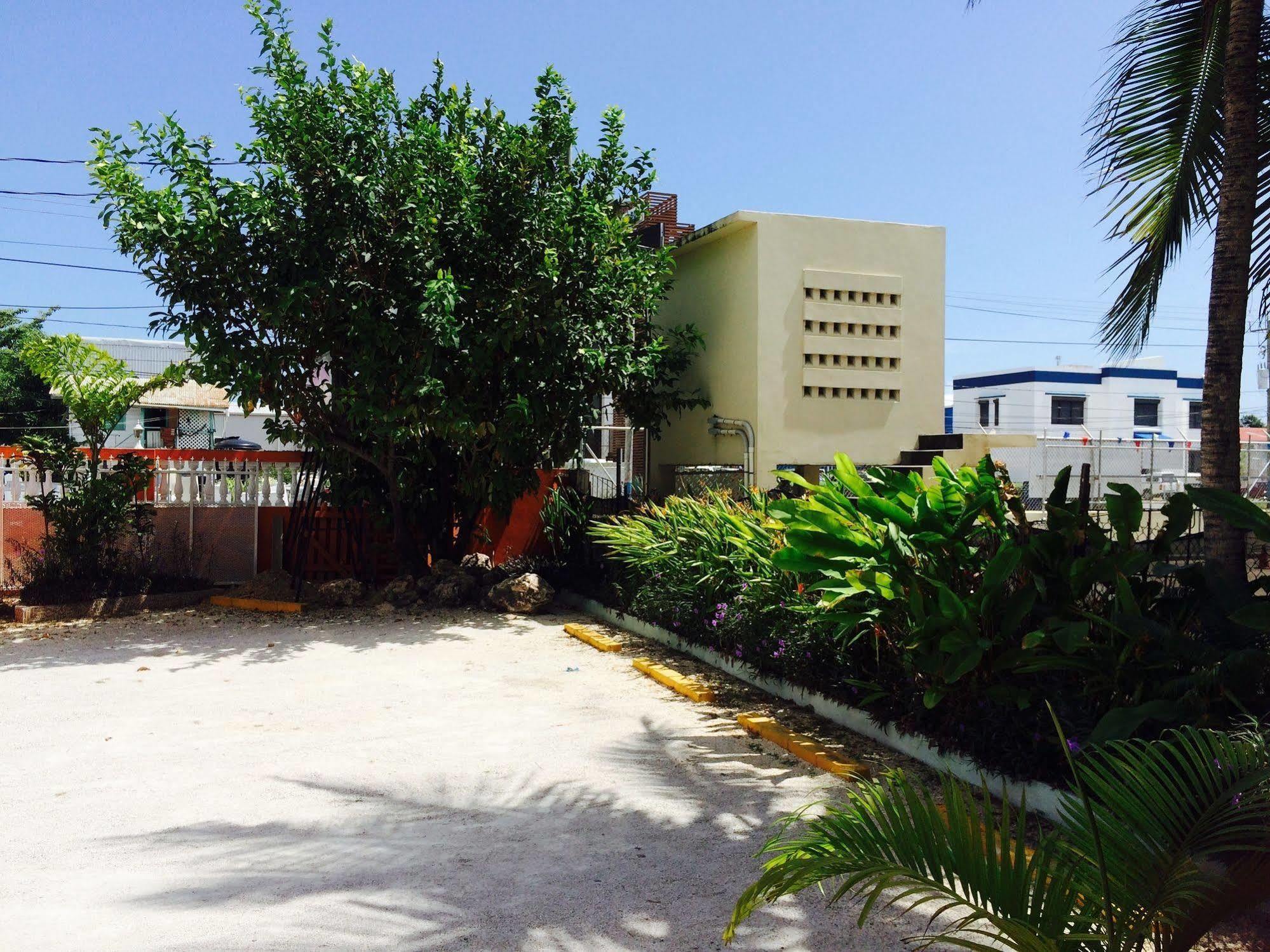 Easy Inn Hotel Belize City Esterno foto