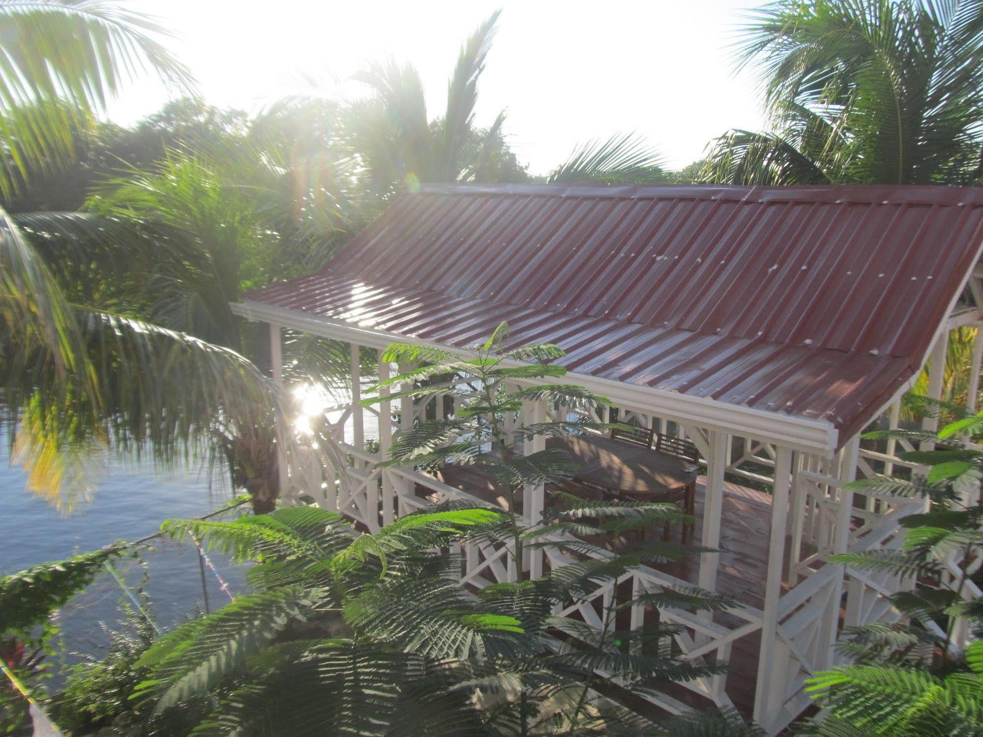 Easy Inn Hotel Belize City Esterno foto