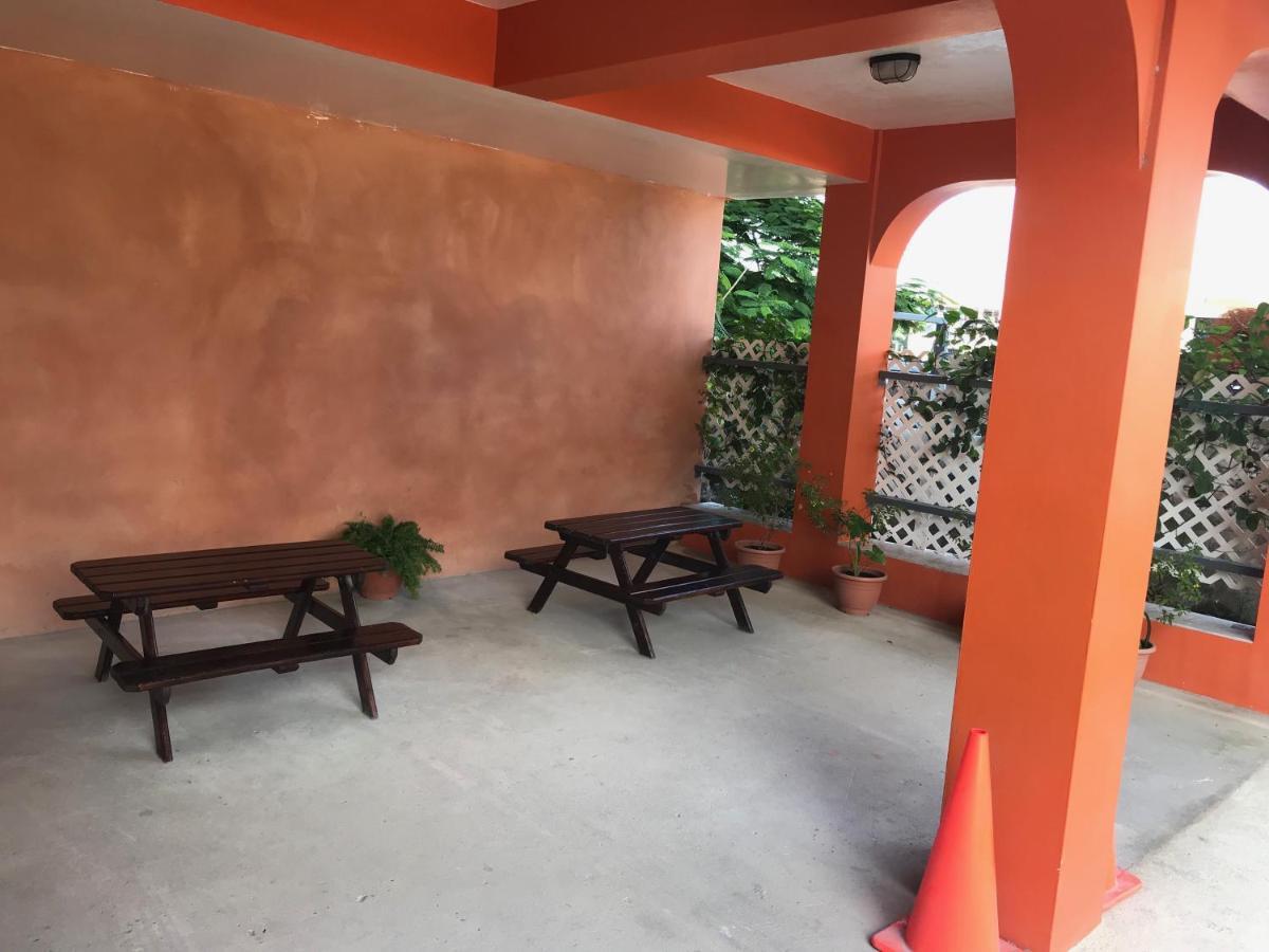 Easy Inn Hotel Belize City Esterno foto